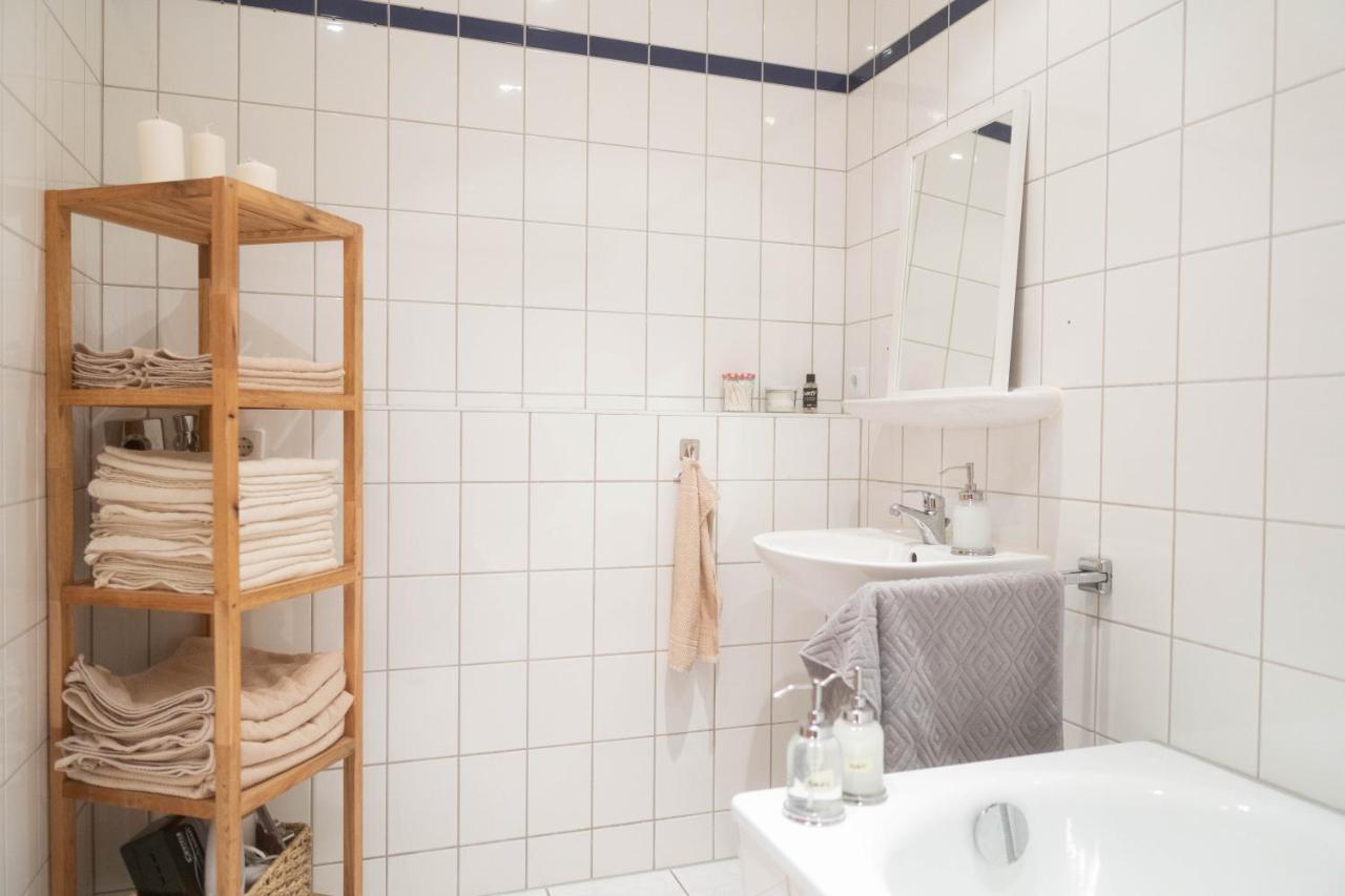 Grosse 3 Zimmer Wohnung Mit Netflix In Zentraler Lage Erfurt Exterior foto